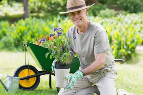 Load-based and cubic-yard garden waste pricing example in Hampton Hill